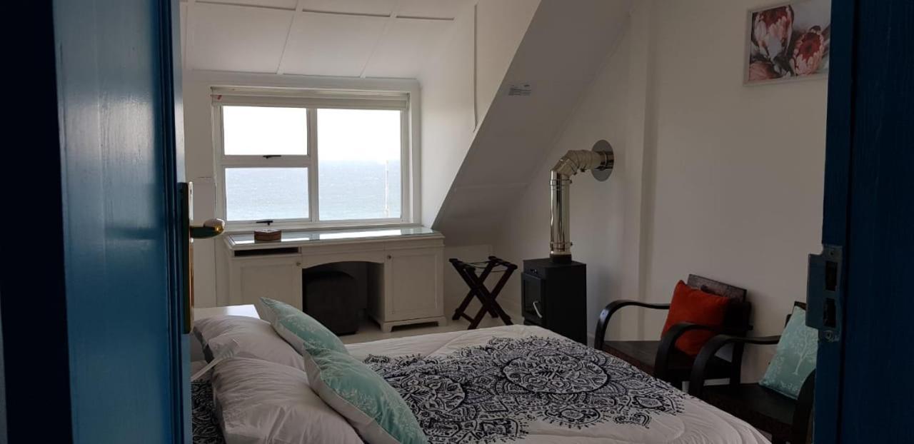Rachawadee Accomodation​ & Health Spa Simon's Town Ngoại thất bức ảnh