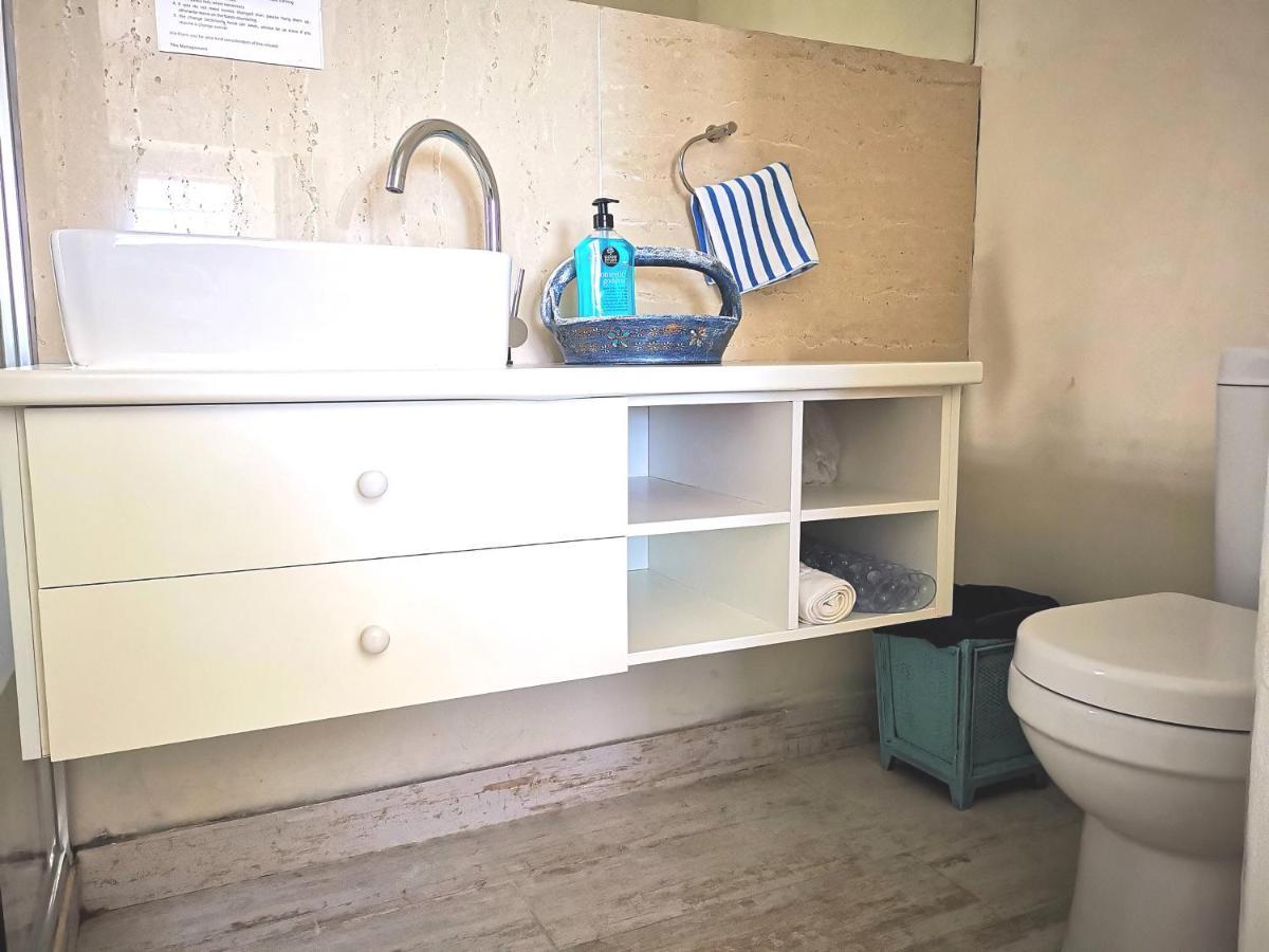 Rachawadee Accomodation​ & Health Spa Simon's Town Ngoại thất bức ảnh