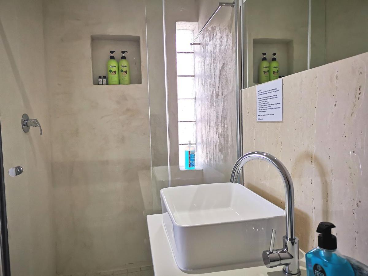 Rachawadee Accomodation​ & Health Spa Simon's Town Ngoại thất bức ảnh